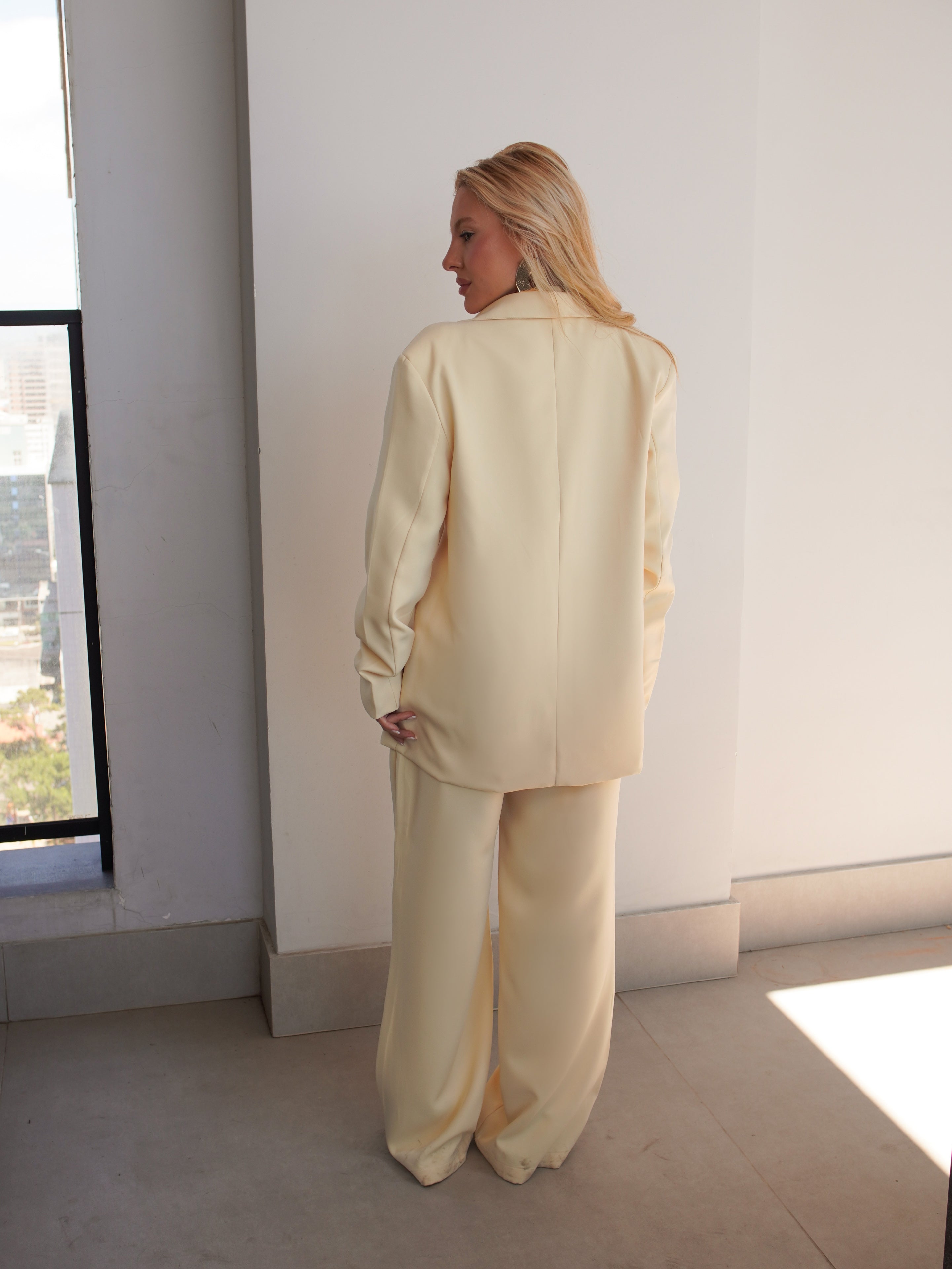 LANÇAMENTO Conjunto Dea - Calça + Blazer