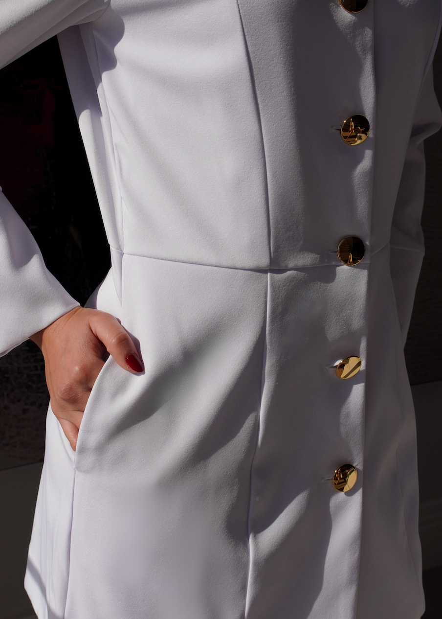 Jaleco Hortensia Branco - AÇÃO 72 HORAS